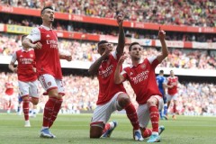 曼联豪掷亿金引强援，穆里尼奥回归引热议：红魔未来之路展望